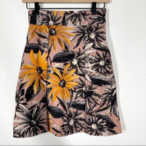 Black Halo Lingering Floral Pleated Mini Skirt Size 0 - Picture 2 of 9